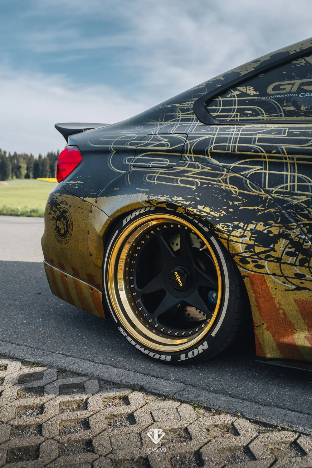 BMW M4 Liberty Walk GR8 Magazine wrap close up rear wheel Rotiform fender